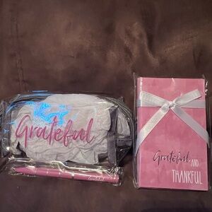 Thirty One Grateful Cosmetic bag
